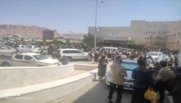 40 شهيدا وعشرات الجرحى حصيلة أولية لقصف حوثي استهدف معسكر العلم بشبوة 40 شهيدا وعشرات الجرحى حصيلة أولية لقصف حوثي استهدف معسكر العلم بشبوة