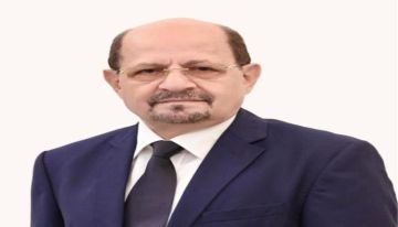 أول تصريح لرئيس الوزراء عقب استهداف قصر معاشيق أول تصريح لرئيس الوزراء عقب استهداف قصر معاشيق