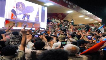 الى فخامة الرئيس القائد عيدروس قاسم الزبيدي رئيس المجلس الانتقالي الجنوبي العربي، القائد الأعلى للقوات المسلحة الجنوبية الى فخامة الرئيس القائد عيدروس قاسم الزبيدي رئيس المجلس الانتقالي الجنوبي العربي، القائد الأعلى للقوات المسلحة الجنوبية