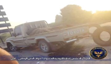 مصرع قيادي سابق في القاعدة وإصابة قائد نقطة أمنية باشتباكات مسلحة في أبين مصرع قيادي سابق في القاعدة وإصابة قائد نقطة أمنية باشتباكات مسلحة في أبين