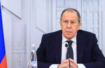 لافروف: احتجاز مادورو وزوجته مغامرة غير مسبوقة من الغرب لافروف: احتجاز مادورو وزوجته مغامرة غير مسبوقة من الغرب