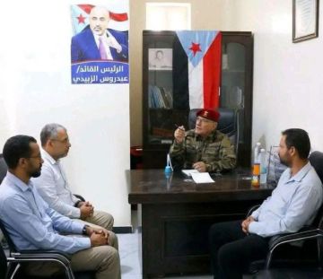 انتقالي الضالع يناقش الأوضاع الإنسانية مع وفد الصليب الأحمر انتقالي الضالع يناقش الأوضاع الإنسانية مع وفد الصليب الأحمر
