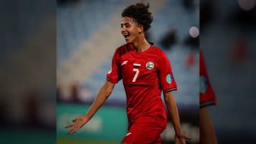 تعادل منتخب اليمن للناشئين مع السعودية ويرفع رصيده إلى أربع نقاط في كأس الخليج تعادل منتخب اليمن للناشئين مع السعودية ويرفع رصيده إلى أربع نقاط في كأس الخليج
