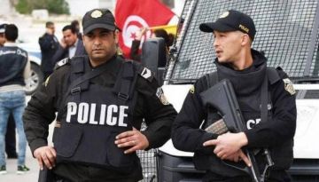 تخدير وسرقة واستهداف أجانب.. سقوط 3 فتيات في تونس تخدير وسرقة واستهداف أجانب.. سقوط 3 فتيات في تونس