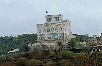 قوات صنعاء تصل إلى منزل العليمي