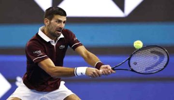 دورة بكين ديوكوفيتش يحرز في سن الـ39 لقبه الـ102 بعد انسحاب دي مينور دورة بكين ديوكوفيتش يحرز في سن الـ39 لقبه الـ102 بعد انسحاب دي مينور
