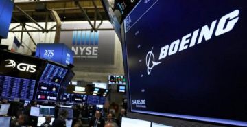 سهم بوينج يهبط لأدنى مستوى بـ18 شهرا تأجيل مستهدفات الإنتاج سهم بوينج يهبط لأدنى مستوى بـ18 شهرا تأجيل مستهدفات الإنتاج