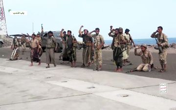 الحوثيون يعلنون تفكيك خلية تعمل لصالح الاستخبارات السعودية في صنعاء الحوثيون يعلنون تفكيك خلية تعمل لصالح الاستخبارات السعودية في صنعاء