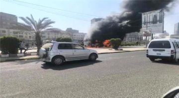 تماس كهربائي يشعل النيران في محل للقهوة بعدن دون إصابات تماس كهربائي يشعل النيران في محل للقهوة بعدن دون إصابات