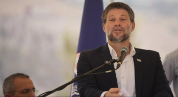 سموتريتش: لن نتراجع عن التوسع الاستيطاني.. وسنقيم مستوطنات في غزة