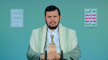 في ذكرى مجزرة الصالة الكبرى.. الحوثي: السلوك الإجرامي للسعودية يتبع نهجا صهيونيا برعاية أمريكية وكسر إرادة شعبنا مجرد سراب في ذكرى مجزرة الصالة الكبرى.. الحوثي: السلوك الإجرامي للسعودية يتبع نهجا صهيونيا برعاية أمريكية وكسر إرادة شعبنا مجرد سراب