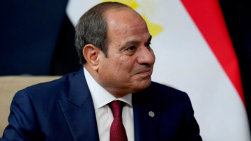 السيسي: أمن مصر وصون مقدراتها هدفنا الأول السيسي: أمن مصر وصون مقدراتها هدفنا الأول