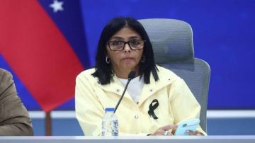 رودريغيز تتوجه إلى إيطاليا للمشاركة في اجتماع أممي رودريغيز تتوجه إلى إيطاليا للمشاركة في اجتماع أممي