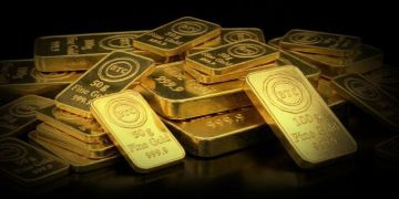 تراجع الذهب لأدنى مستوياته في شهرين بضغط من أسعار النفط تراجع الذهب لأدنى مستوياته في شهرين بضغط من أسعار النفط