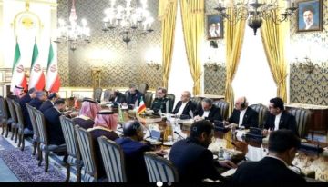 بعد لقاء طهران واجتماع مكة.. هل يكون اليمن جزءا من التسوية أم ورقة على طاولتها؟ بعد لقاء طهران واجتماع مكة.. هل يكون اليمن جزءا من التسوية أم ورقة على طاولتها؟