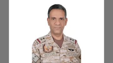 التحالف يعلن سقوط مقذوف قرب مطار الملك فهد الدولي بالدمام التحالف يعلن سقوط مقذوف قرب مطار الملك فهد الدولي بالدمام