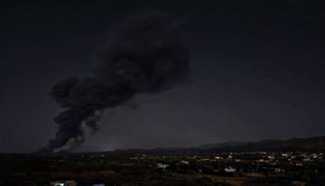 طيران يشن 3 غارات على مواقع حوثية بجبهة الفاخر شمال الضالع طيران يشن 3 غارات على مواقع حوثية بجبهة الفاخر شمال الضالع