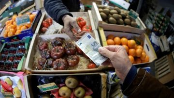 التضخم في منطقة اليورو يرتفع إلى أعلى مستوى منذ ثلاث سنوات التضخم في منطقة اليورو يرتفع إلى أعلى مستوى منذ ثلاث سنوات