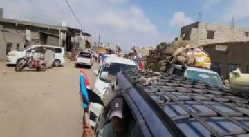 موكب الضالع يتجه إلى العاصمة عدن للمشاركة في احتفالية ذكرى 14 أكتوبر موكب الضالع يتجه إلى العاصمة عدن للمشاركة في احتفالية ذكرى 14 أكتوبر