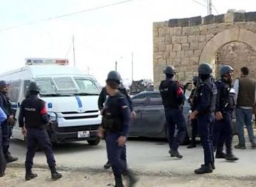 سبعة قتلى على الأقل في إطلاق نار داخل كنسية في الكرك بالأردن سبعة قتلى على الأقل في إطلاق نار داخل كنسية في الكرك بالأردن