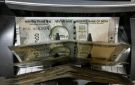 هبوط احتياطيات الهند الأجنبية جراء التدخل لدعم الروبية - ye