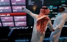 بلومبرغ: الأسهم السعودية تقترب من أدنى مستوياتها منذ 2021 وسط تداعيات العمليات اليمنية
