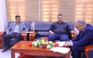 وزير التربية والتعليم يوقع اتفاقية لإعادة تأهيل ثلاث مدارس في ريف تعز
