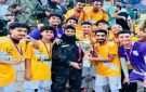مياس الجعدني يسلم كأس البطولة السباعية لنادي الميناء الرياضي تحت شعار لا للمخدرات نعم للرياضة