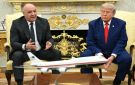 الرئيس اللبناني: قرار ترامب بإلغاء قيود النقل الجوي يعكس الثقة بإجراءات لبنان لضمان سلامة الطيران