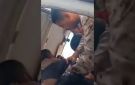 شاهد لحظة القبض على عنصر من مليشيا الحوثي حاول التسلل إلى مدينة تعز - ye