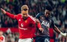 جماهير مانشستر يونايتد تطالب برحيل نجم الفريق