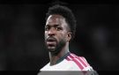 صدمة لعشاق ريال مدريد قبل موعد الكلاسيكو.. فينيسيوس يغيب 4 مباريات