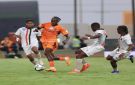  دوري روشن السعودي الرياض ينتزع التعادل من الفيحاء بهدف تريزيغيه