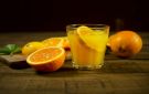 طرق مدهشة يمكن لعصير البرتقال الصباحي من خلالها تعزيز صحتك