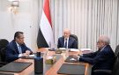 الرئيس اليمني : عملية فجر اليمن ماضية حتى تحقيق أهدافها الكاملة