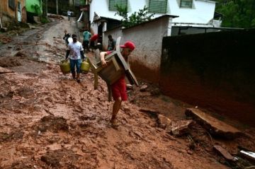 ارتفاع حصيلة ضحايا الفيضانات في البرازيل إلى 55 قتيلا ارتفاع حصيلة ضحايا الفيضانات في البرازيل إلى 55 قتيلا