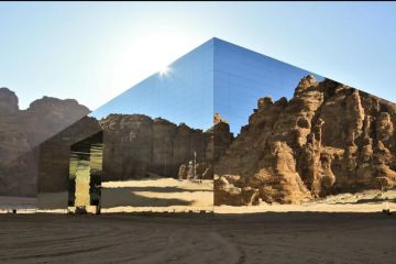 الأوركسترا السعودية تجسد الفن الوطني في قاعة مرايا التاريخية