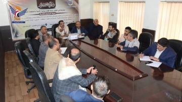 تأسيس قطاع الأدوية والمستلزمات الطبية بالغرفة التجارية بصنعاء تأسيس قطاع الأدوية والمستلزمات الطبية بالغرفة التجارية بصنعاء