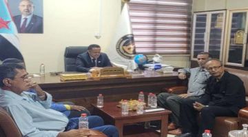 الحالمي يلتقي رئيس اتحاد نقابات عمال الجنوب الحالمي يلتقي رئيس اتحاد نقابات عمال الجنوب