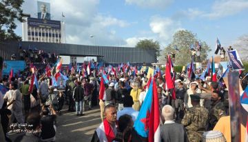 فيديو مقر الجمعية الوطنية.. حصن عدن المفتوح بقوة الشعب وعزيمة المناضلين فيديو مقر الجمعية الوطنية.. حصن عدن المفتوح بقوة الشعب وعزيمة المناضلين