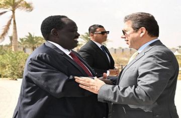 رئيس المخابرات المصرية يلتقي وفدا رفيع المستوى من جنوب السودان