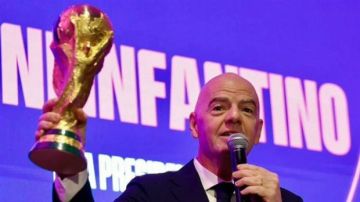 رغم موجة العنف.. إنفانتينو يؤكد إقامة كأس العالم في المكسيك رغم موجة العنف.. إنفانتينو يؤكد إقامة كأس العالم في المكسيك