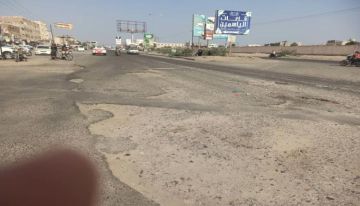 مناشدات مجتمعية للحكومة بصيانة طريق الفيوش بلحج مناشدات مجتمعية للحكومة بصيانة طريق الفيوش بلحج