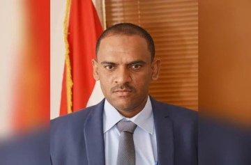 محافظ سقطرى يعزي الرئيس مهدي المشاط في وفاة والدته محافظ سقطرى يعزي الرئيس مهدي المشاط في وفاة والدته