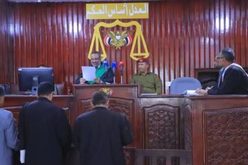 محكمة عسكرية تصدر حكما بإعدام 535 قياديا حوثيا بتهمة الانقلاب والتخابر مع إيران 