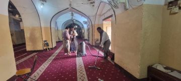 تدشين حملة أن طهرا بيتي ونظافة مجتمعية بالمنصورية في الحديدة تدشين حملة أن طهرا بيتي ونظافة مجتمعية بالمنصورية في الحديدة