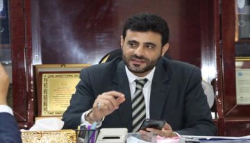 رئيس كاك بنك يشيد باستمرار الدعم السعودي الأخوي لليمن منذ ستينيات القرن الماضي رئيس كاك بنك يشيد باستمرار الدعم السعودي الأخوي لليمن منذ ستينيات القرن الماضي