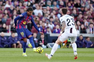 برشلونة يفوز على مايوركا بثلاثية ويعزز صدارته للدوري الإسباني