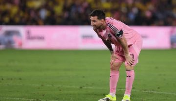 الاتحاد الأرجنتيني يحدد مصير ميسي قبل المونديال