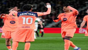 مليار يورو إيرادات.. أنباء سعيدة تنهال على برشلونة